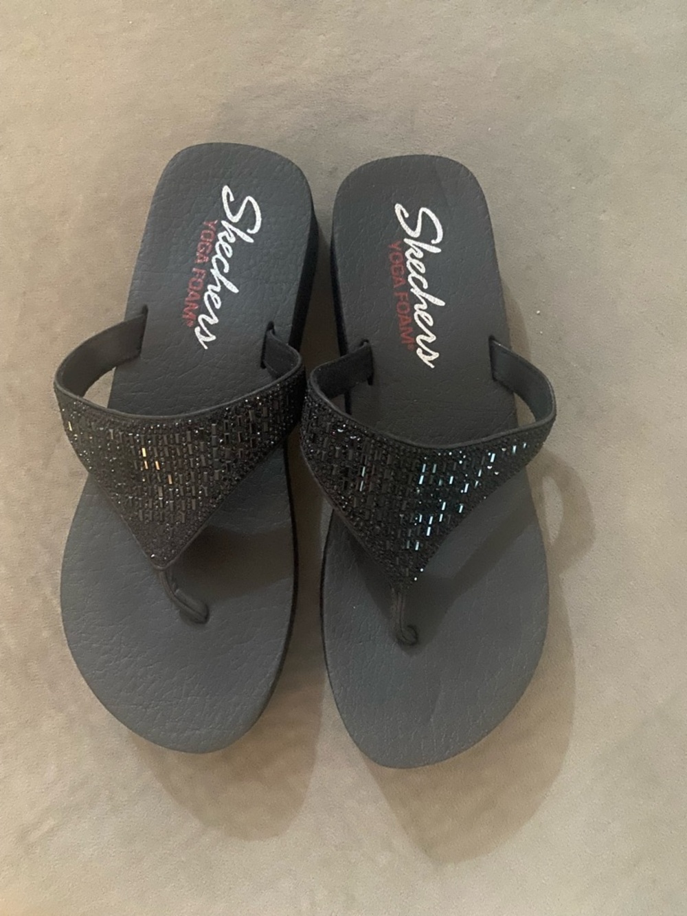 Skechers 10 Black Sparkle Women's Wedge Flip Flops - Picture 2 of 3